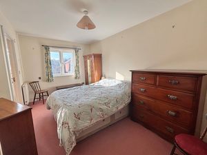 Bedroom- click for photo gallery